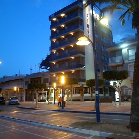 Hotel Ribera 圣地亚哥德拉里贝拉 外观 照片