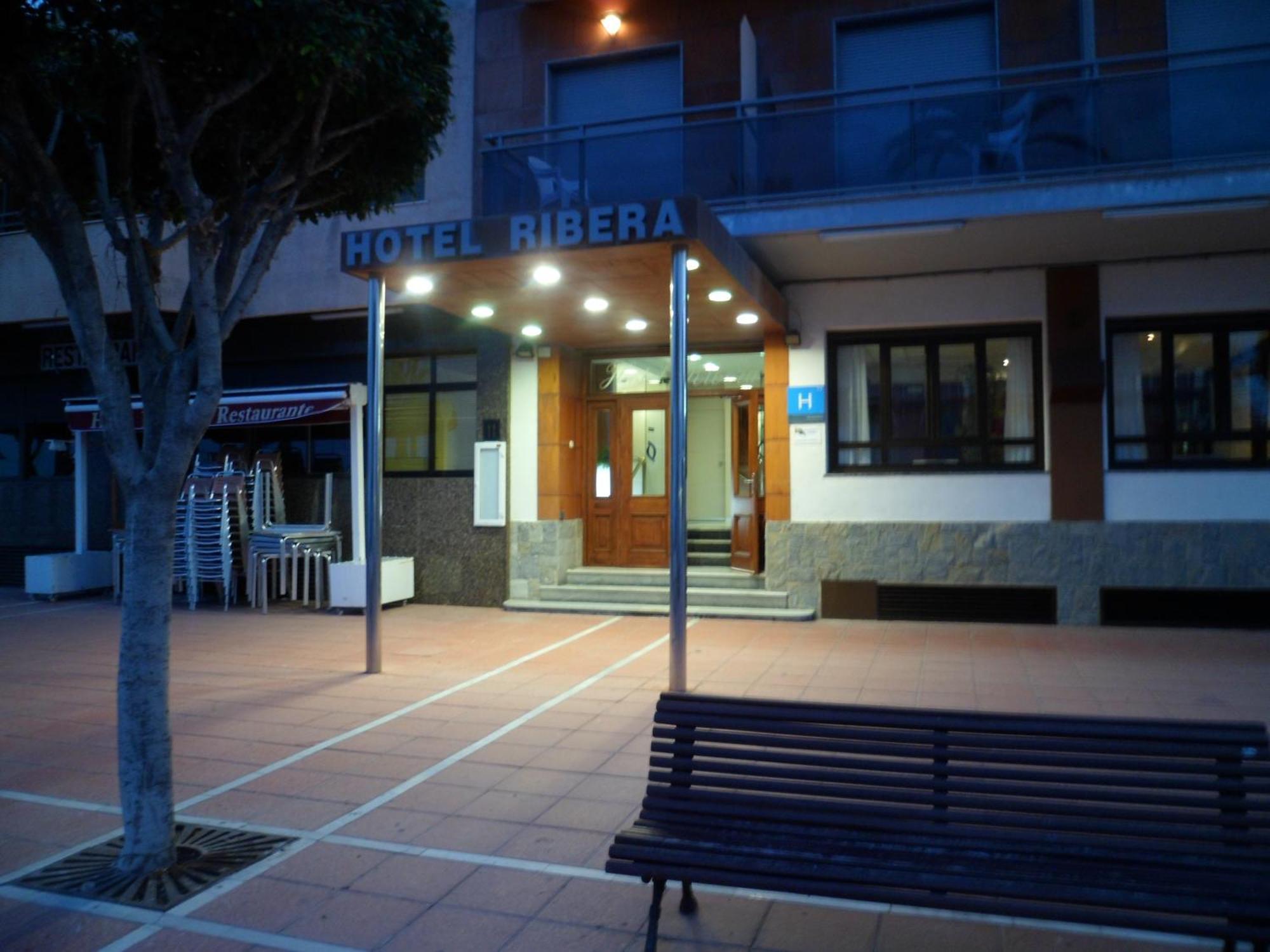 Hotel Ribera 圣地亚哥德拉里贝拉 外观 照片