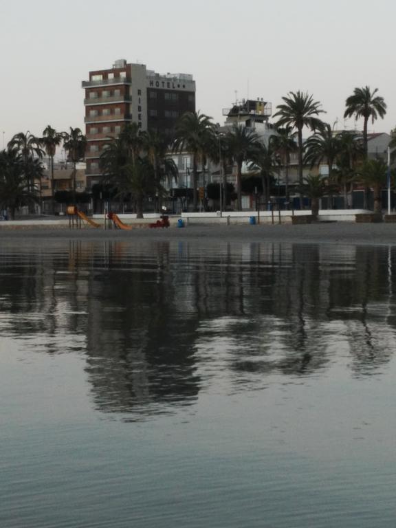 Hotel Ribera 圣地亚哥德拉里贝拉 外观 照片