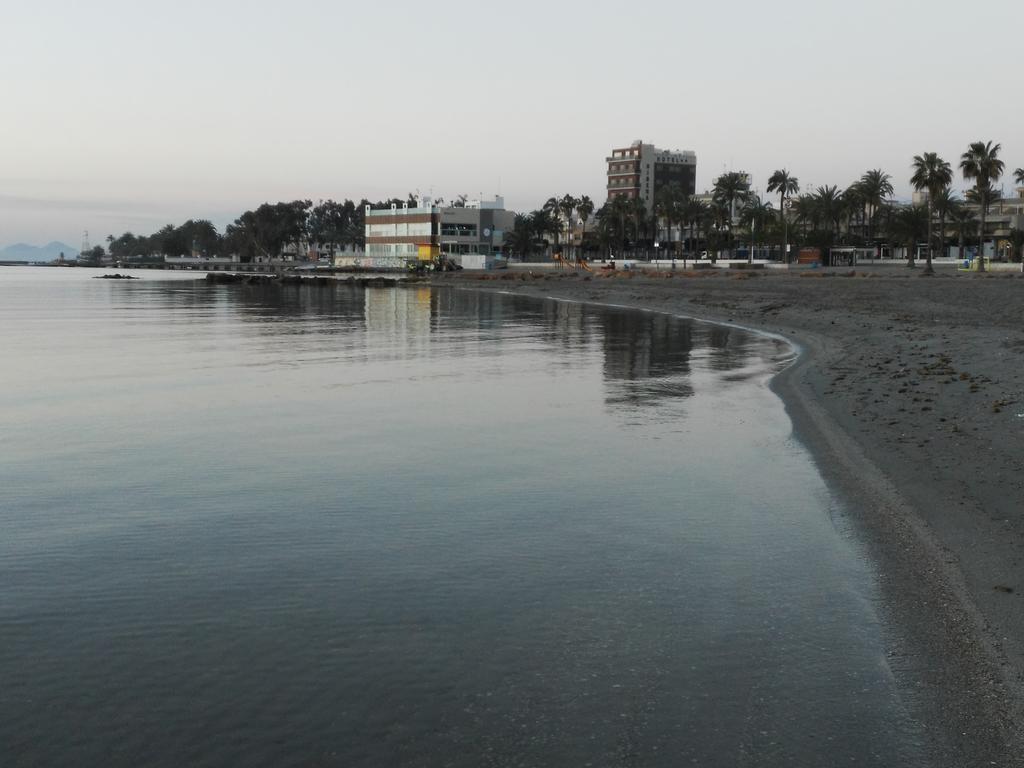Hotel Ribera 圣地亚哥德拉里贝拉 外观 照片