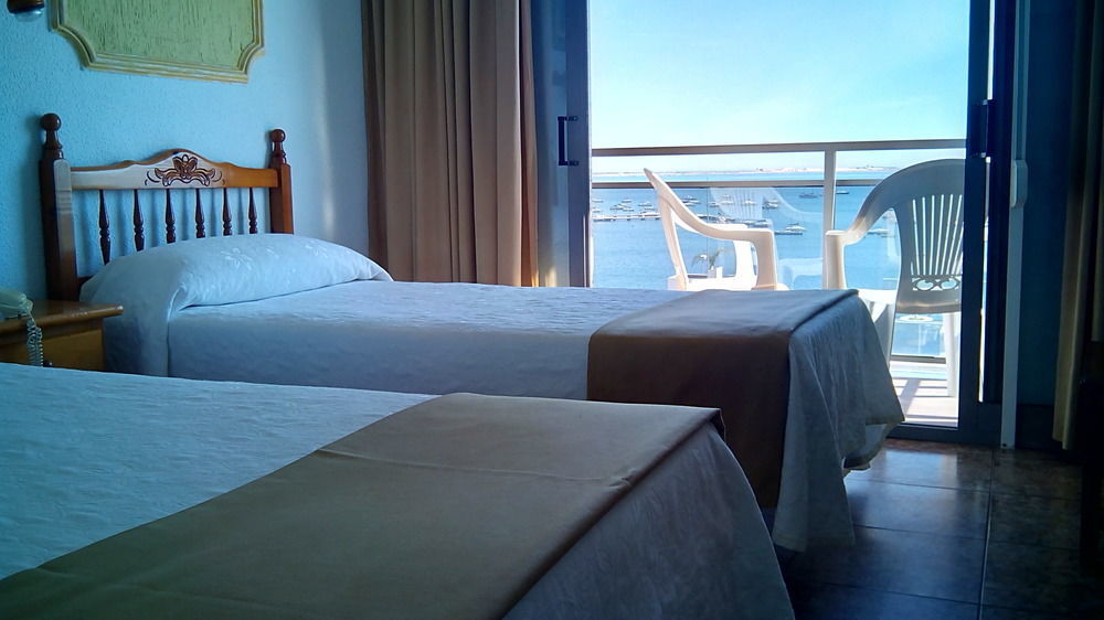 Hotel Ribera 圣地亚哥德拉里贝拉 外观 照片